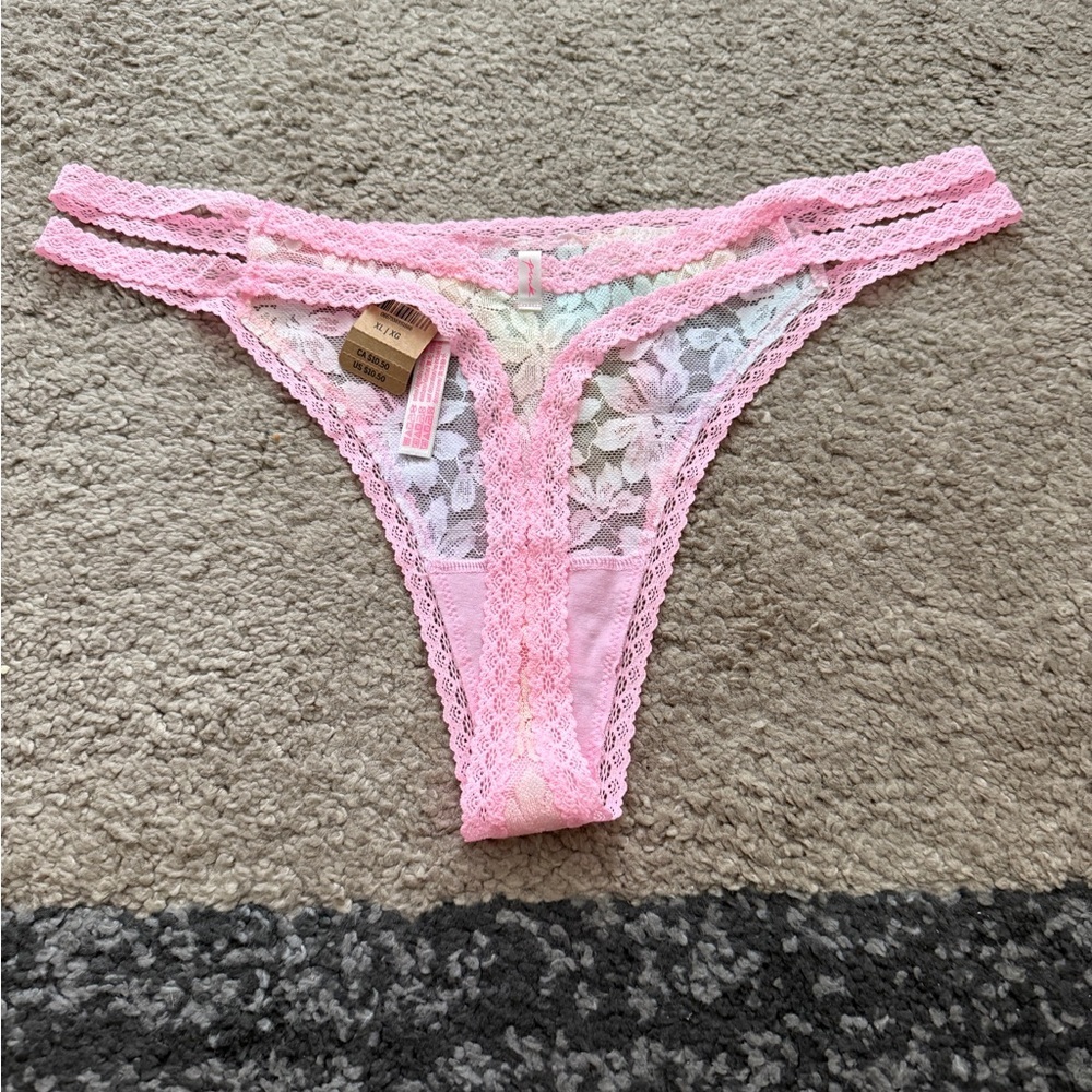 Victoria’s Secret Pink Floral Lace Thong - Picture 2 of 3